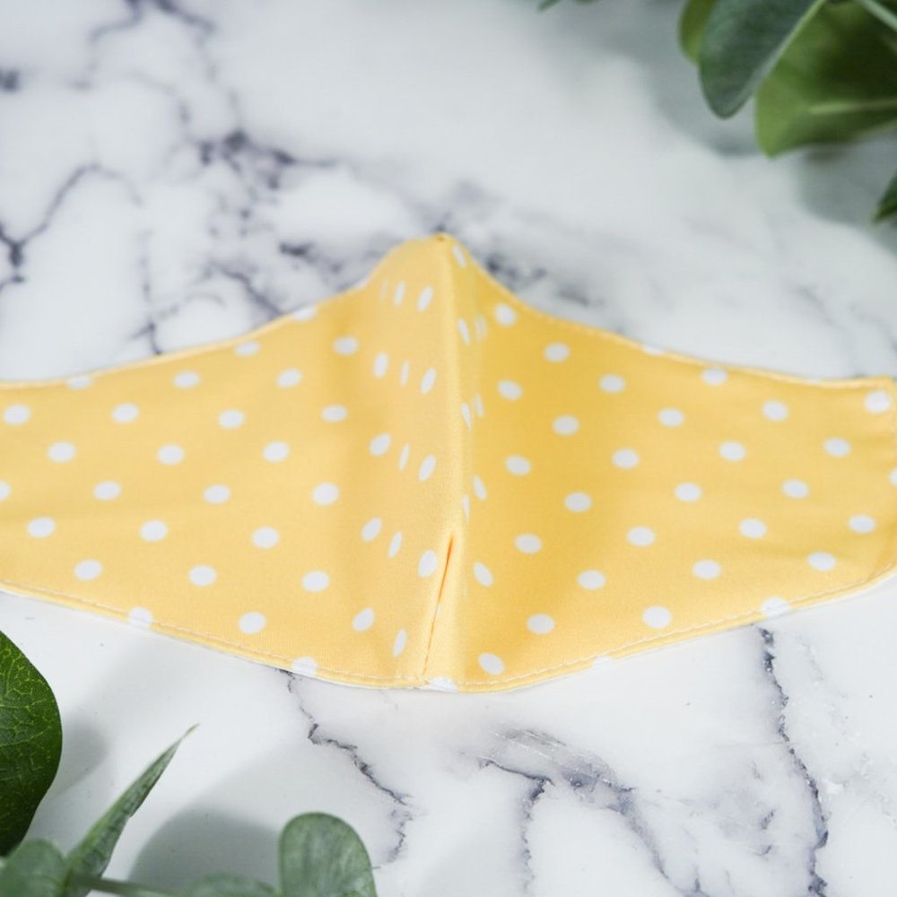 3 polkadots. 3 layers, WATER REPELLENT face mask - Picture 4 of 9